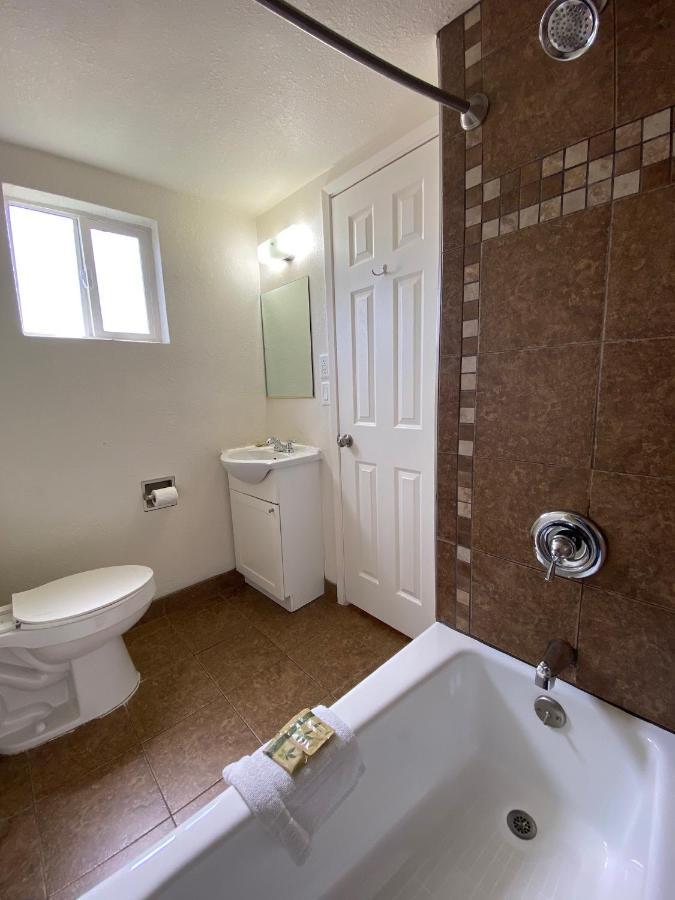 Economy Inn Paso Robles Eksteriør bilde