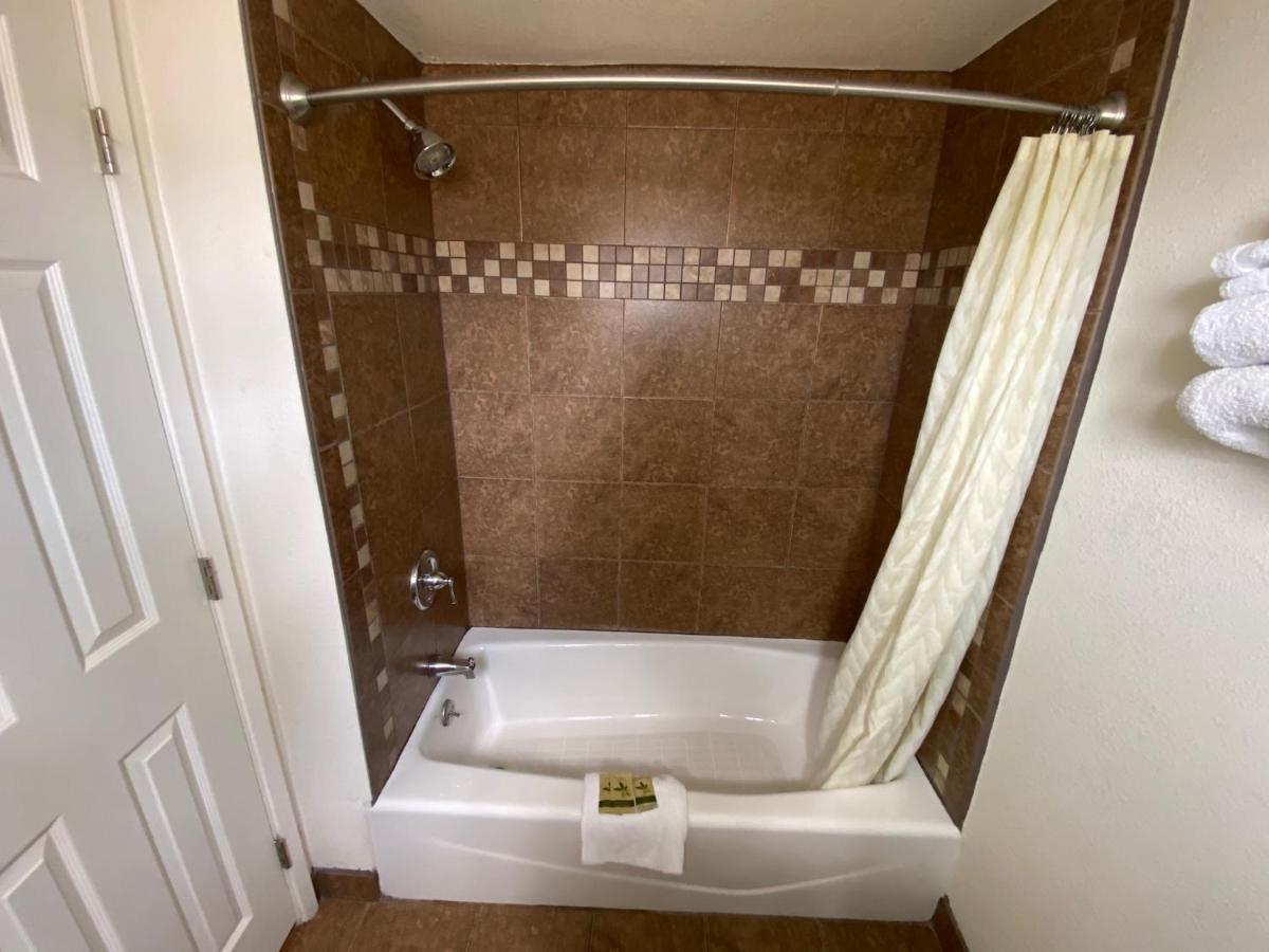 Economy Inn Paso Robles Eksteriør bilde