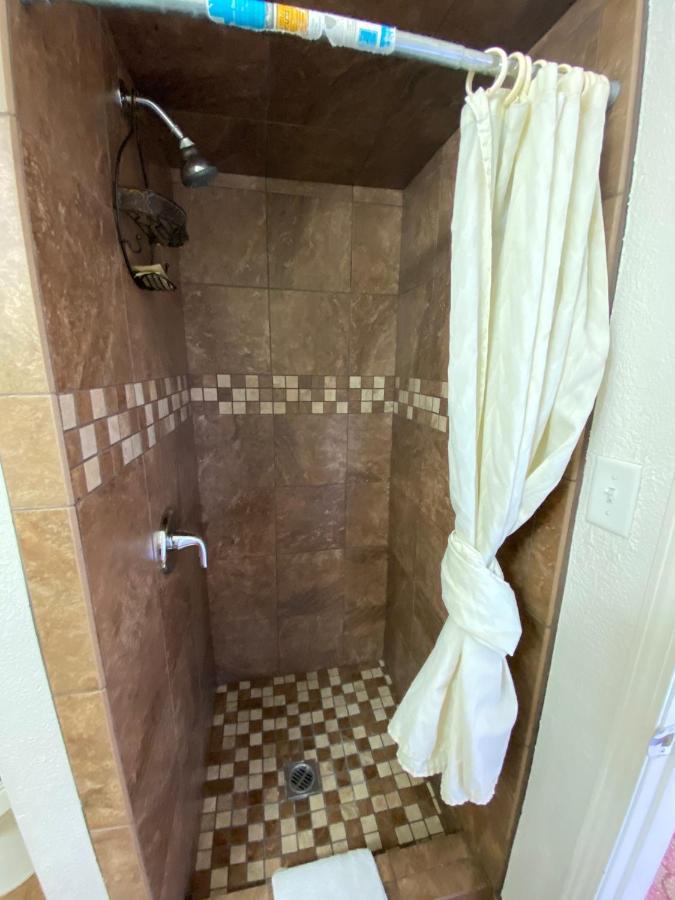Economy Inn Paso Robles Eksteriør bilde